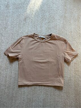 Zara Tee in Beige Brown